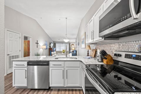 Beautiful updated kitchen for you to prepare your favorite meals