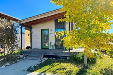 Experience the allure of small-scale living without compromising on comfort or style at this beautiful tiny home in Victor, Idaho!