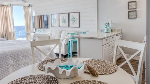 Bright coastal studio with Gulf views