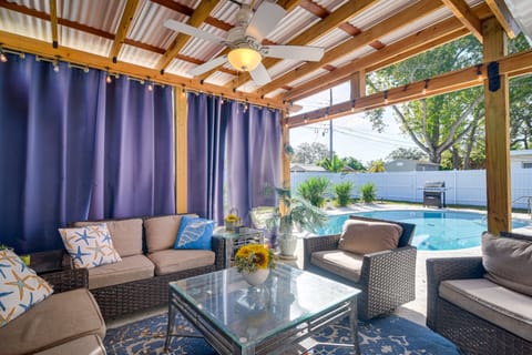 Pinellas Park Vacation Rental | 3BR | 2BA | 1,329 Sq Ft | 1 Step Required