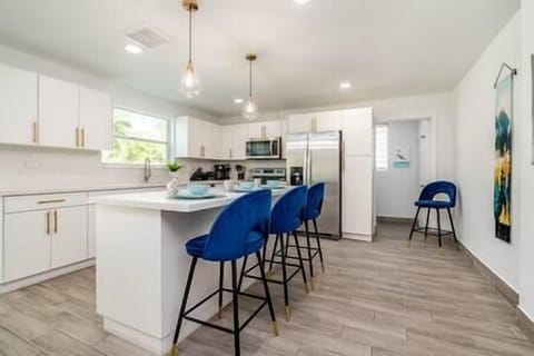 C0d26e0e 578b 4a9f 9aa3 8e2fee2002e7