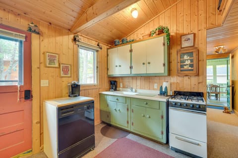 Kitchen | Cooking Basics | Coffee Maker