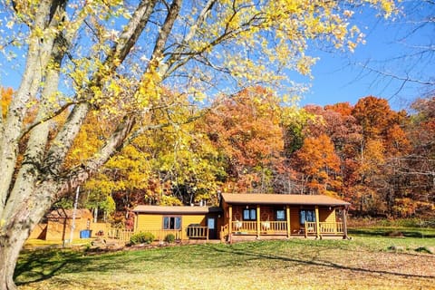 The front side The Bear's Den