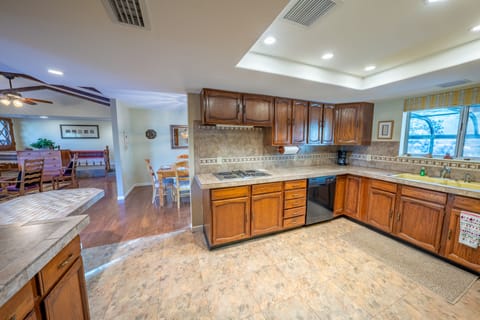 Fully Stocked Kitchen