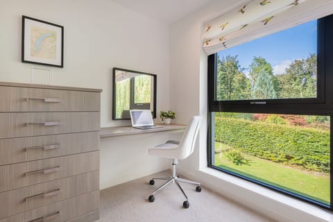 Dressing table/work area