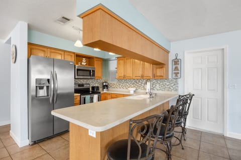 Kitchen Stocked with cooking/eating utensils