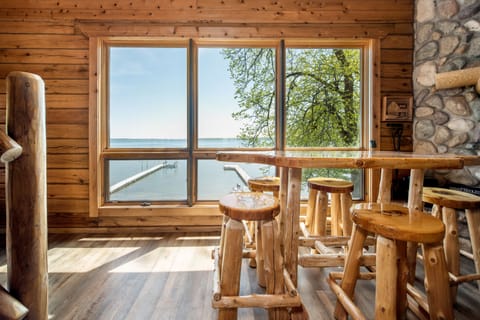 Welcome to the Legendary Log Cabin on Lake Miltona! 