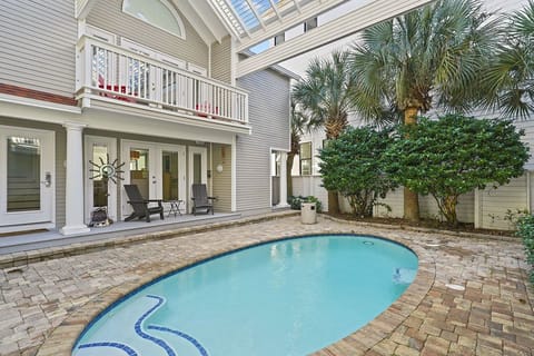 Palm Oasis - Miramar Beach - Private Pool & Patio