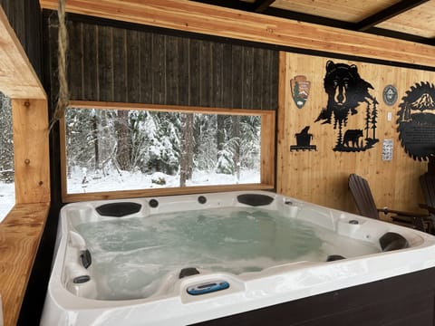 Hot tub for relaxing on a cold winter night