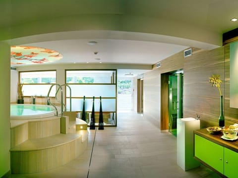 Romantiksuite, Short Stay - Hotel Der Kaprunerhof Hotel in Piesendorf