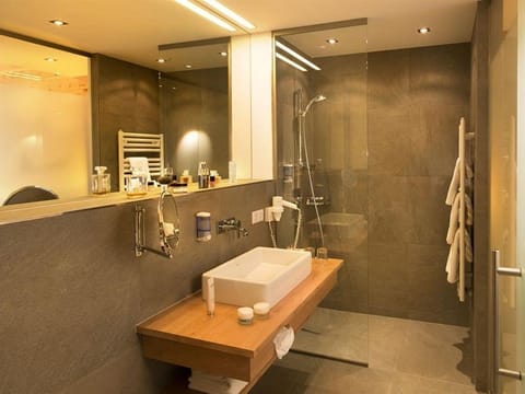 Doppelzimmer Försterin, Short Stay - Hotel Der Kaprunerhof Hotel in Piesendorf