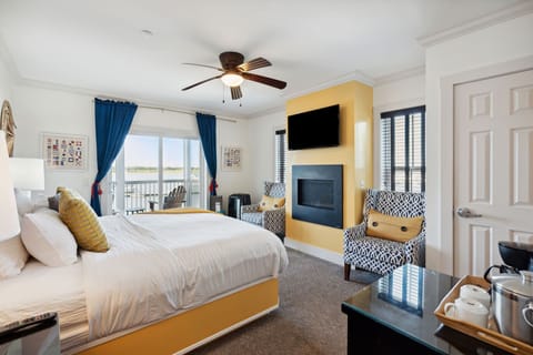 64W9thSt-KeenEyeMarketing-046201