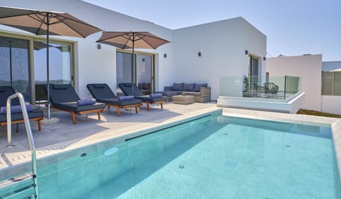 Polgar Villa 2 Corfu Swimming Pool