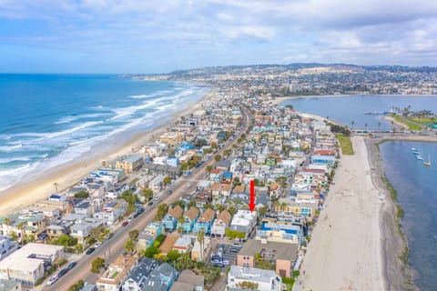 100 Feet - Mission Bay (1)