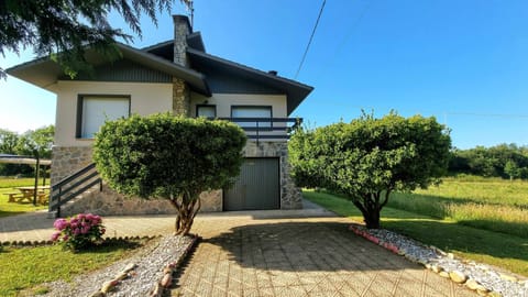 Property building,Facade/entrance
