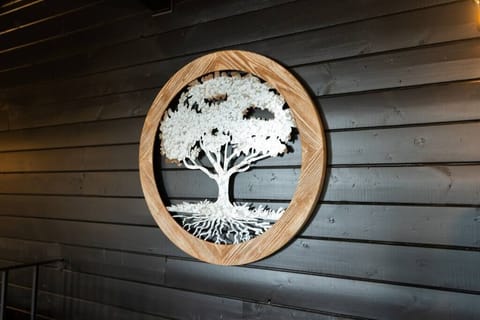 c18a8aa4-f74b-44db-9dbf-5a343a0aa6d3