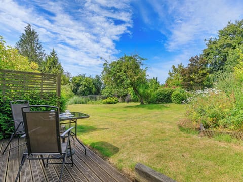 Sitting-out-area | Flaxpool Well Garden Room, Crowcombe, near Taunton