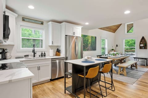 Kitchen – “Fully equipped kitchen with stainless appliances and everything you need for home-cooked meals.”