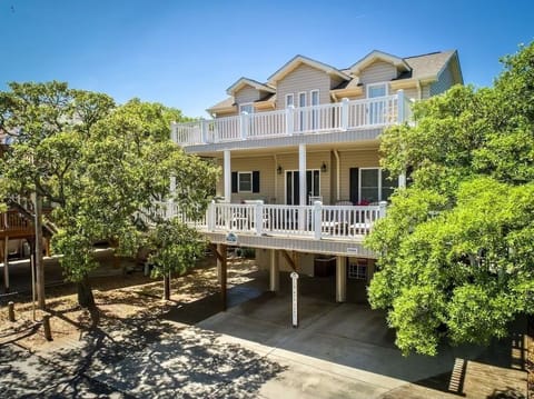 Exterior Home Front 
