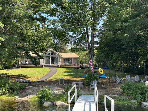 Waterfront house on Turtle Cove