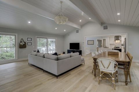 2nd Level Living/Dining/Kitchen