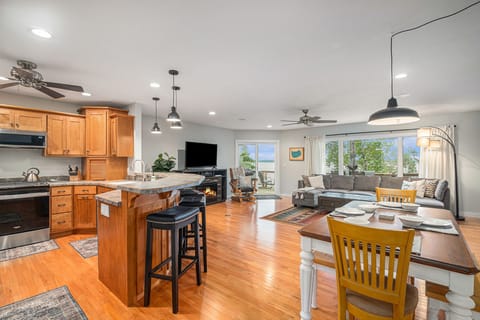 Upper level living area