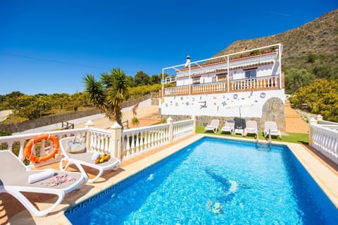 Beautiful villa with private pool and terrace with sea views