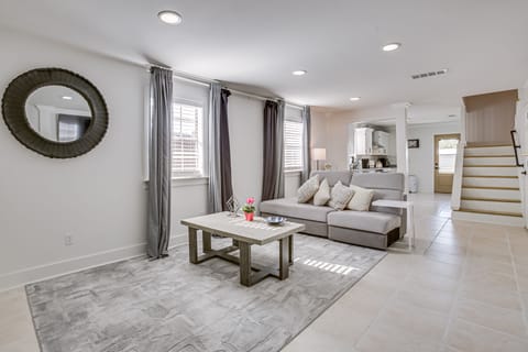 New Orleans Vacation Rental | 2BR | 1.5BA | Stairs Required | 1,300 Sq Ft