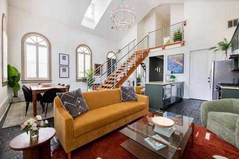 Spacious living room for all of your guests.