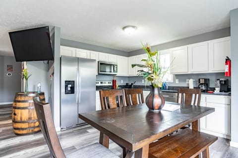 1450 N Willis Dr Unit 6-large-009-011-DSC4130-1499x1000-72dpi