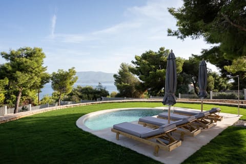 Pool Area, Patio