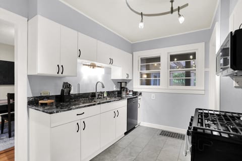 Plenty of kitchen space to prepare for the tailgate!