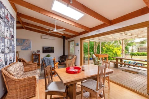 Coastal and cosy, this cute-as-a-button cottage offers unique character details and a functional floor plan that opens directly to the back deck and yard.