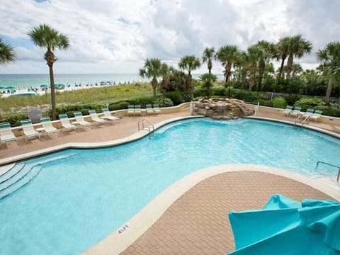 Gorgeous Beach Front Pool with waterfall & Hot Tub. 