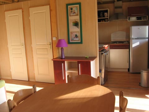 Meriva - Mobil home 4 personnes  (04)