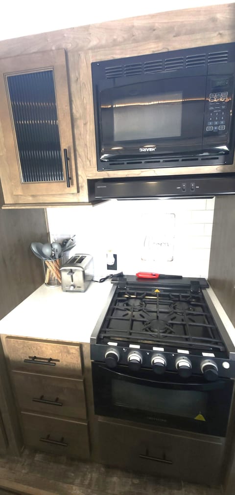 Wander propane stove and microwave