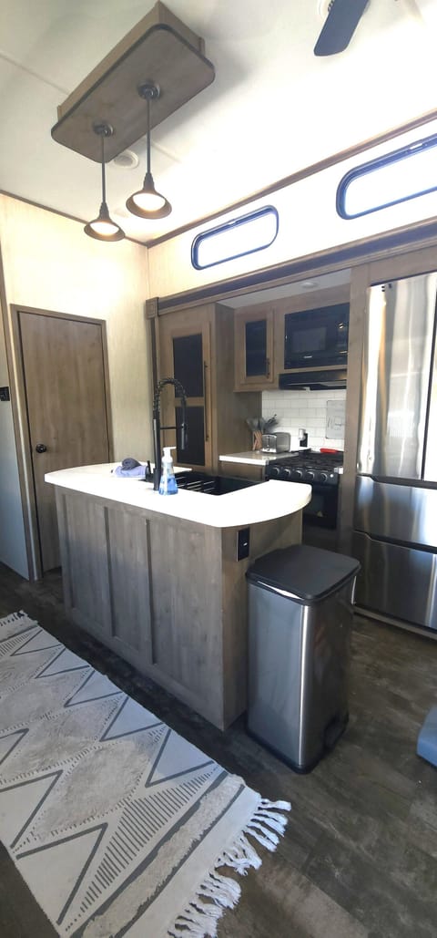 Wander Kitchen island