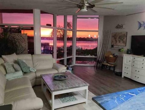 (No Photoshop in this picture) This is an absolutely true New Smyrna Sunset! 