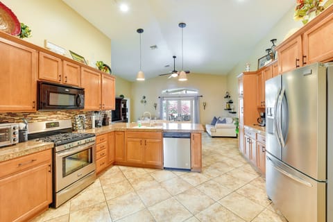 Kitchen | Spices | Dishware & Flatware | Cooking Basics