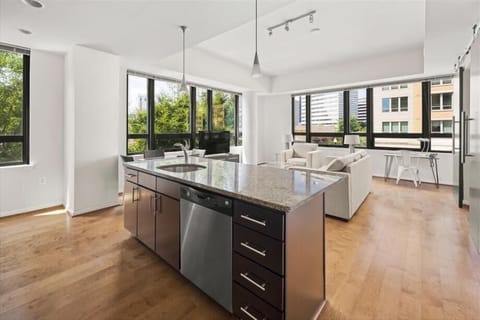 South Arlington Arlington 2 Bedroom Kitchen