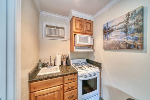 Kitchenette for all your extended stay needs!