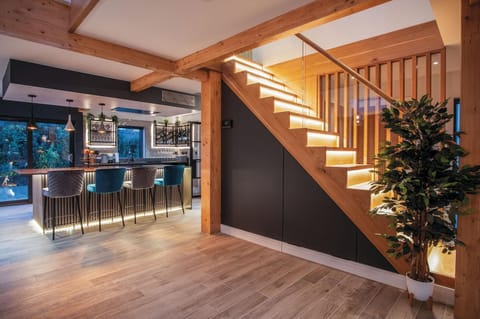 Ty Cyfoes - Luxurious 4 Bedroom - St. Florence (17341)