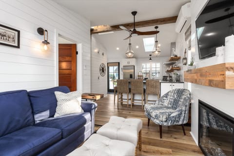 785ceff4-e6b1-4412-b4f4-c54b1905700d