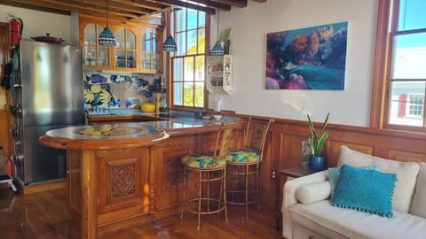 Open kitchen / living room