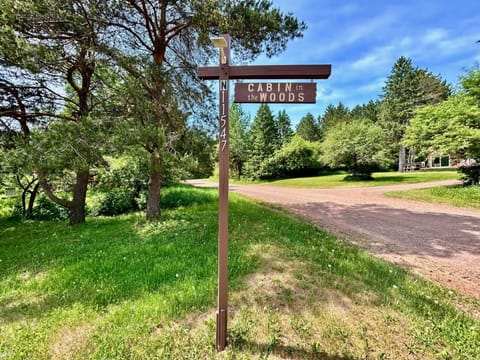 Welcome to the Cabin the Woods!