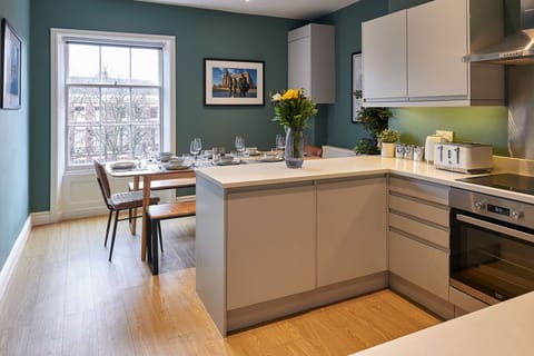 The Falkner Quarters, Liverpool - Host & Stay