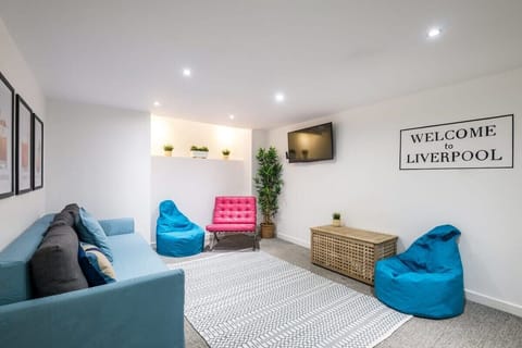 Fleet Nightlife I, Liverpool - Host & Stay
