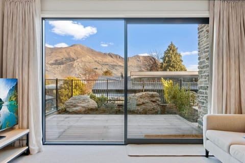 Stunning Mount Roy vistas right from the comfort of the living room.