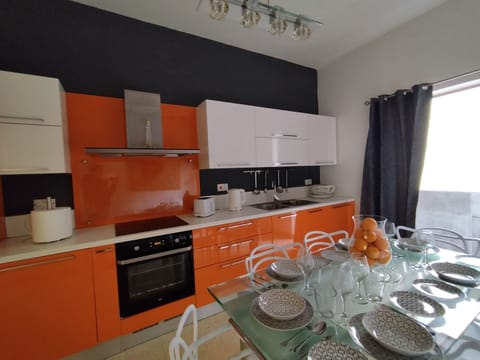 kitchen room - photo 3