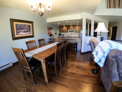 Dinning Room / Kitchen